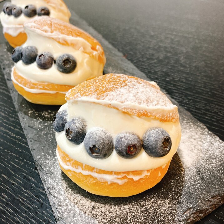 レアチーズクリームのマリトッツォ レシピ 作り方 By Ayaa 楽天レシピ レアチーズクリームのマリトッツォ レシピ 作り方 By Ayaa 楽天レシピ